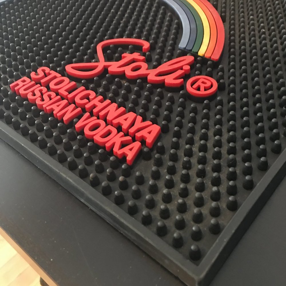 STOLI STOLICHNAYA RUSSIAN VODKA PROFESSIONAL BAR MAT - Picture 2 of 2